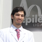 Dr. Nicholas Earle