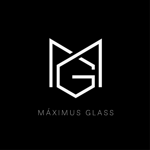 Maximus Glass 