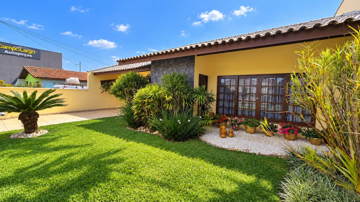 Casa com 3 quartos sendo 1 suíte, 3 vagas e 555 m², foto 2