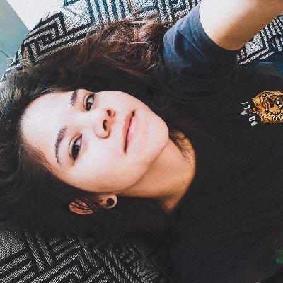 Vict&oacute;ria Neves
