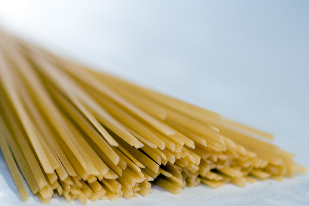 MACARRÃO DE ARROZ LINGUINE URBANO 500g