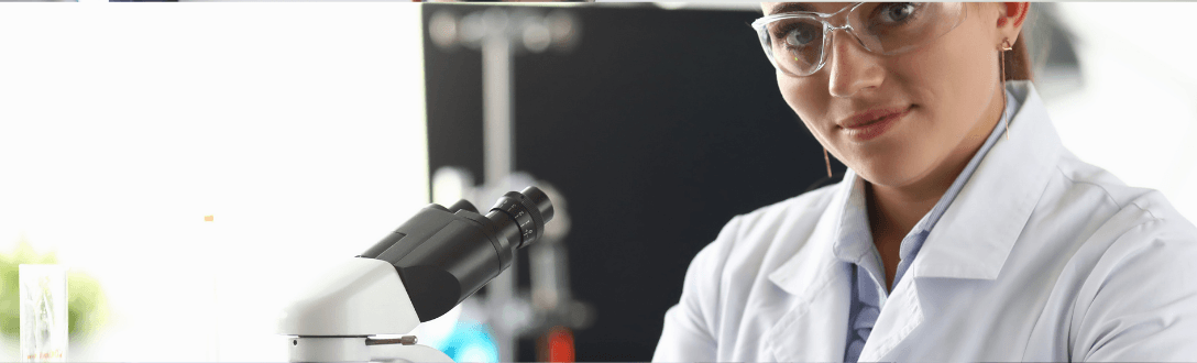 Biomédico pode ser MEI? Descubra como abrir empresa