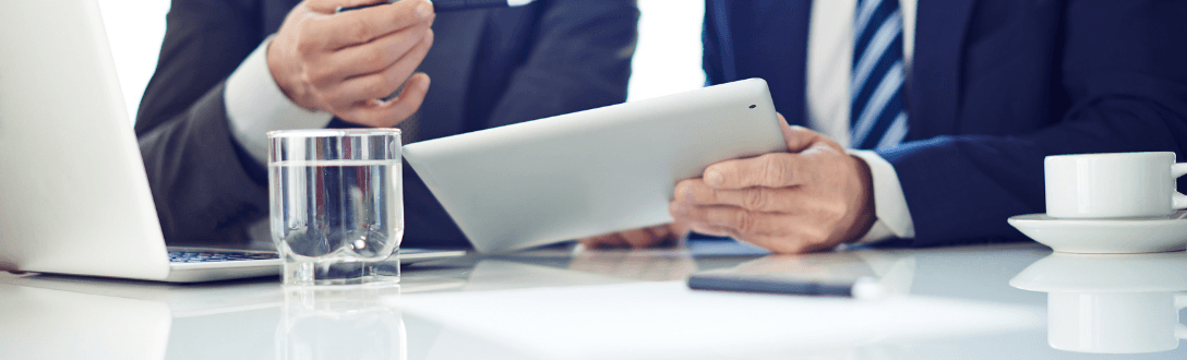 Como sair do emprego para empreender com segurança financeira?