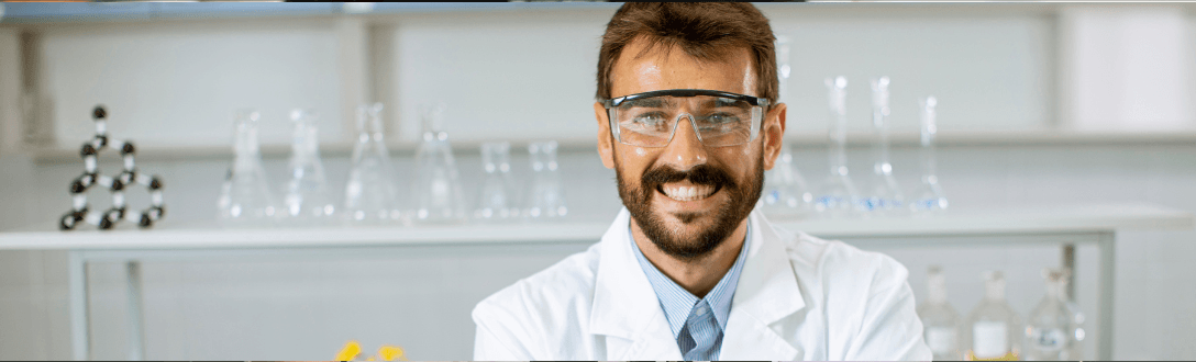 Biomédico recém-formado: onde trabalhar e o que fazer para ganhar dinheiro