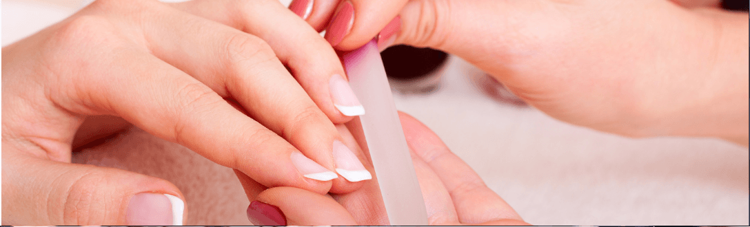 Manicure recém formada. Onde trabalhar e o que fazer para ganhar dinheiro
