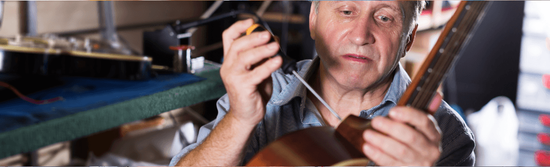 CNAE 9529-1/99 – Reparador(a) de instrumentos musicais independente: pode ser MEI? quanto paga e quando desenquadrar do MEI
