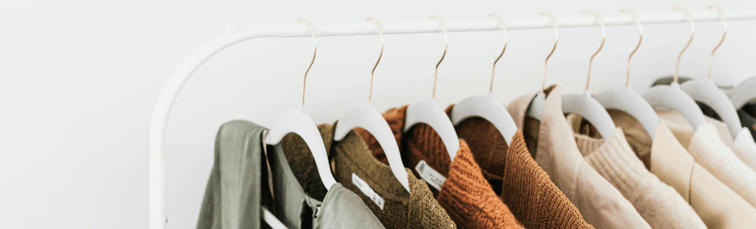 CNAE 4781-4/00 – Comércio varejista de artigos do vestuário e acessórios: Simples Nacional, MEI e abertura de empresa