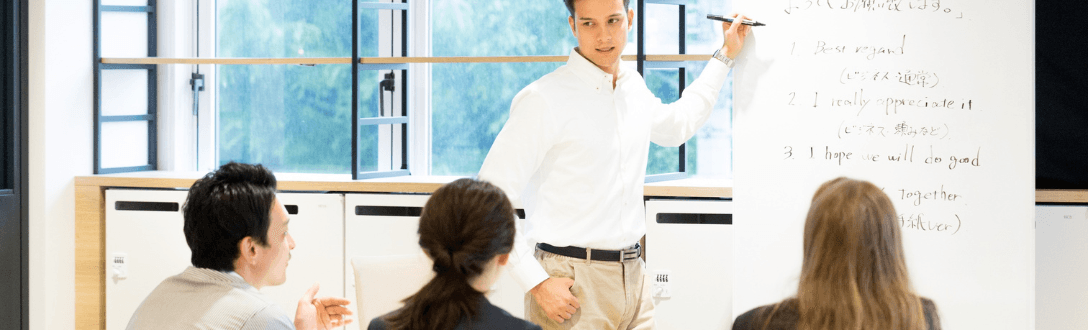 CNAE 8593-7/00 – Ensino de idiomas: Simples Nacional, MEI e abertura de empresa