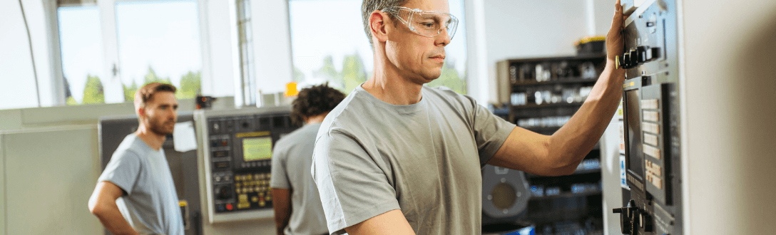 CNAE 3314-7/09 – Manutenção e reparação de máquinas de escrever e equipamentos de escritório não eletrônicos: Simples Nacional, MEI e abertura de empresa