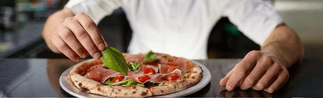 CNAE 5620-1/02 – Pizzaiolo(a) em domicílio independente: pode ser MEI? quanto paga e quando desenquadrar do MEI