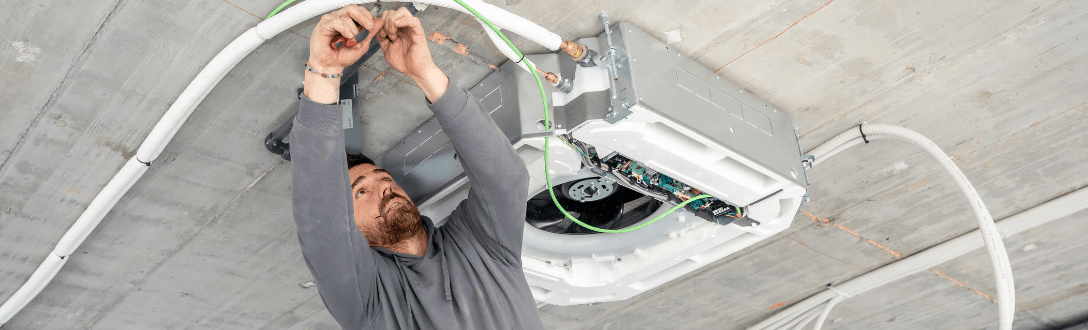 CNAE 9521-5/00 – Reparação e manutenção de equipamentos eletroeletrônicos de uso pessoal e doméstico: Simples Nacional, MEI e abertura de empresa