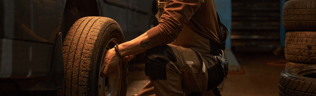 CNAE 4520-0/06 – Borracharia e conserto de pneus: Simples Nacional, MEI e abertura de empresa