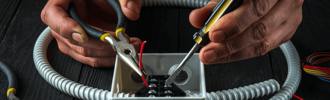 CNAE 4520-0/01 – Oficina mecânica: Simples Nacional, MEI e abertura de empresa