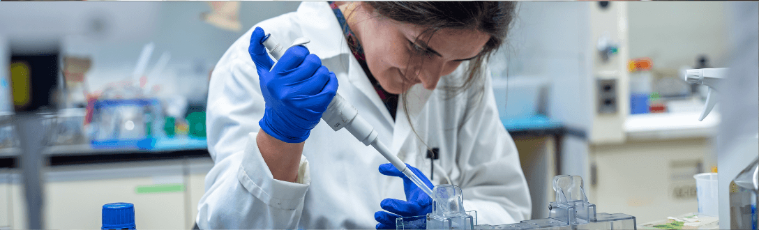 Quanto um biomédico paga de imposto? Veja a tributação como autônomo, Simples Nacional e Lucro Presumido.