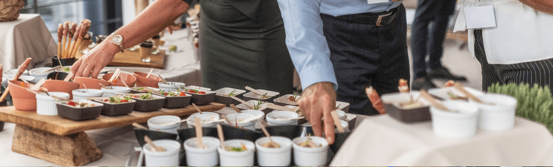 CNAE 5620-1/01 – Fornecimento de alimentos preparados preponderantemente para empresas: pode ser MEI? impostos e quando desenquadrar do MEI
