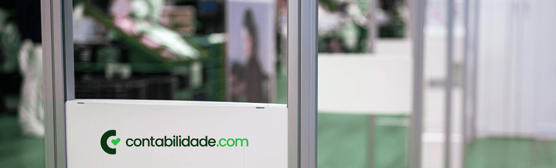 CNAE 4713-0/02 – Lojas de variedades (exceto lojas de departamentos ou magazines): Simples Nacional, MEI e regras de enquadramento