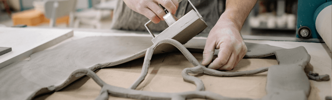 CNAE 2342-7/02 – Fabricação de artefatos de cerâmica e barro cozido para uso na construção: pode ser MEI? quanto paga e quando desenquadrar do MEI