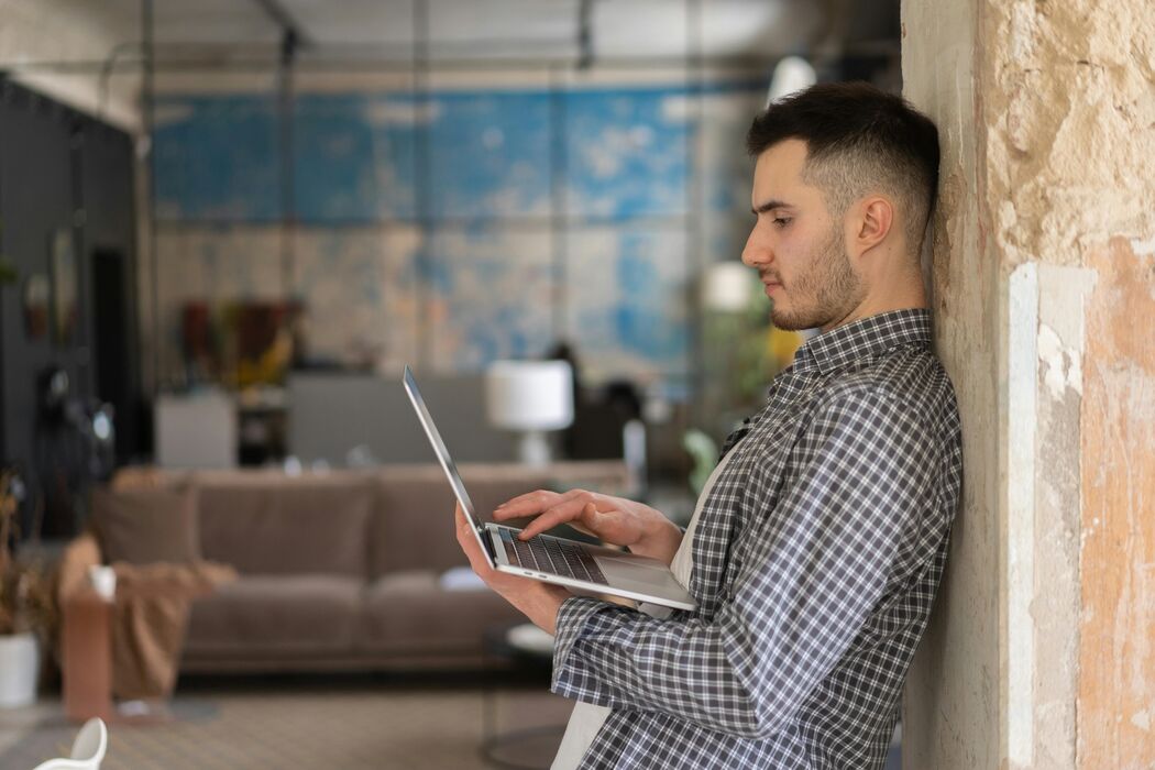 Como pagar menos impostos sendo PJ em 2025: guia completo para profissionais de serviços