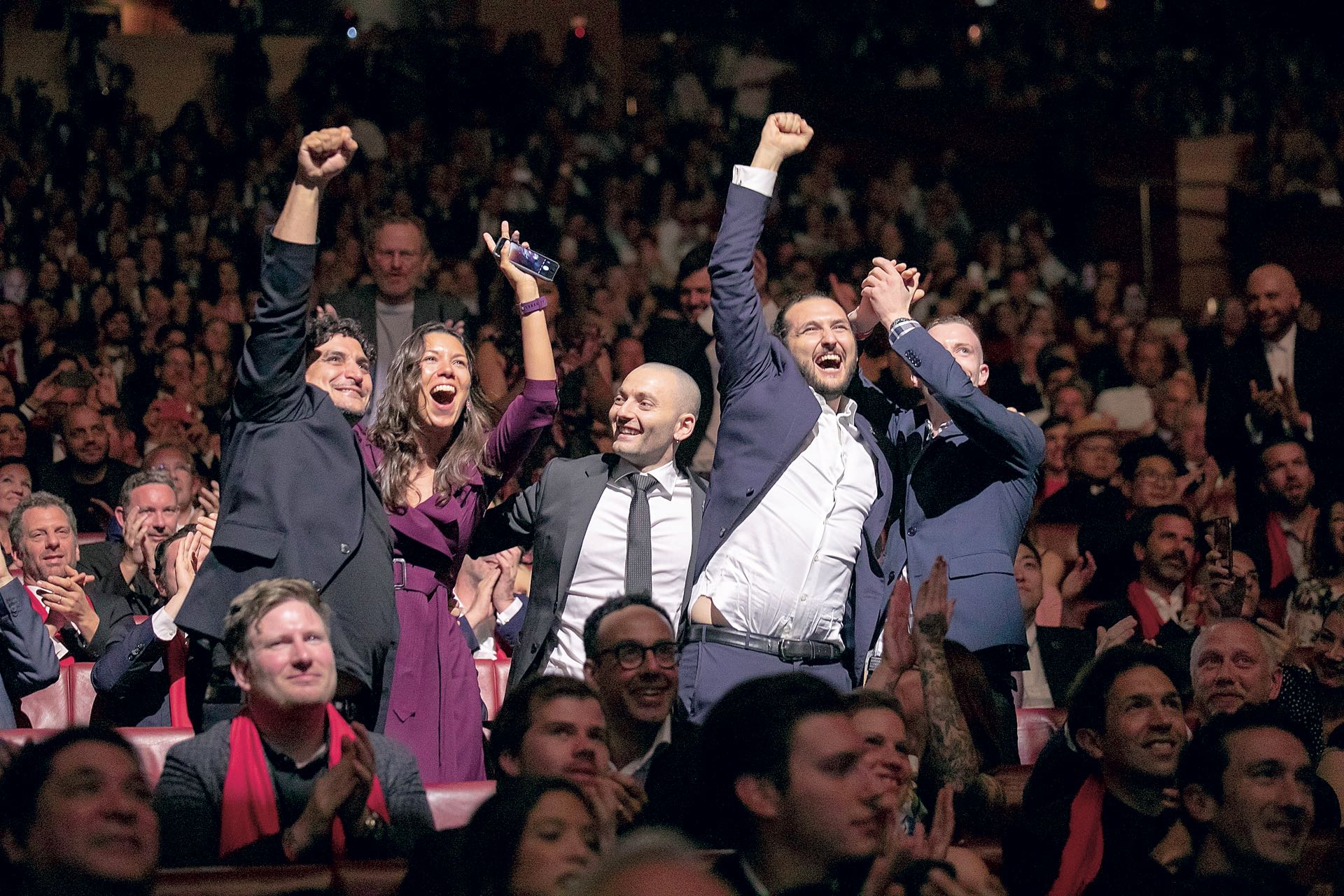 Mauro y Julia Colagreco saltaron de emoción al enterarse de que Mirazur se convertía en el número tres del mundo junto a Antonio Buono, Luca Mattioli y Davide Garavaglia.