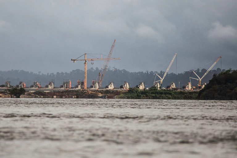 O alto preço da modernidade de Belo Monte na vida da aldeia de Muratu