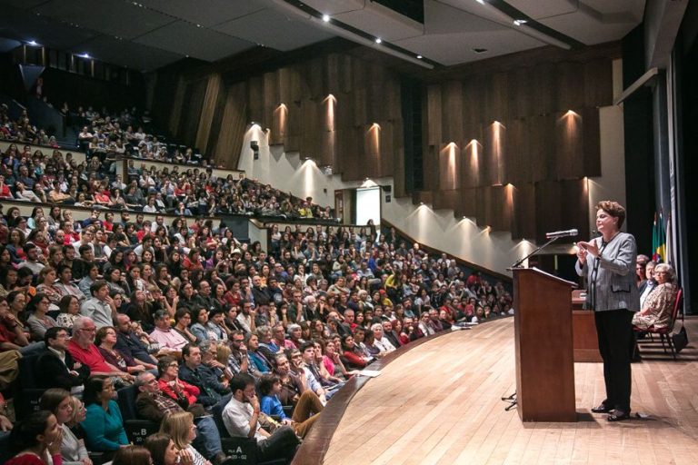 ‘O presente nós perdemos. Não podemos perder o futuro’