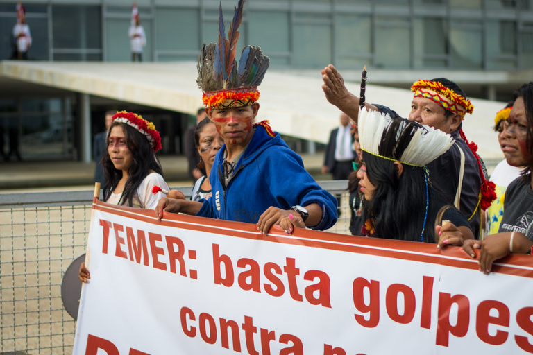 Política anti-indígena avança: Funai tem corte de mais de 50% no orçamento