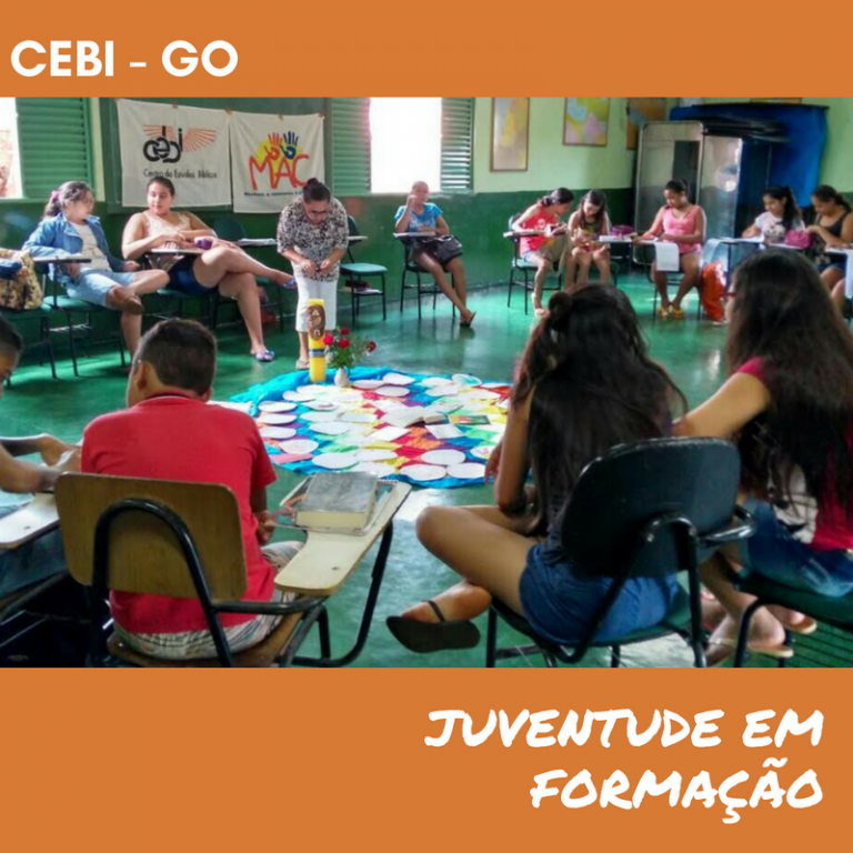 CEBI-GO Grupo de jovens realiza Escola Bíblica
