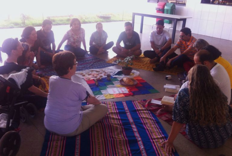 CEBI-GO: "Queremos provocar, saindo dos extremos do julgamento e da omissão"