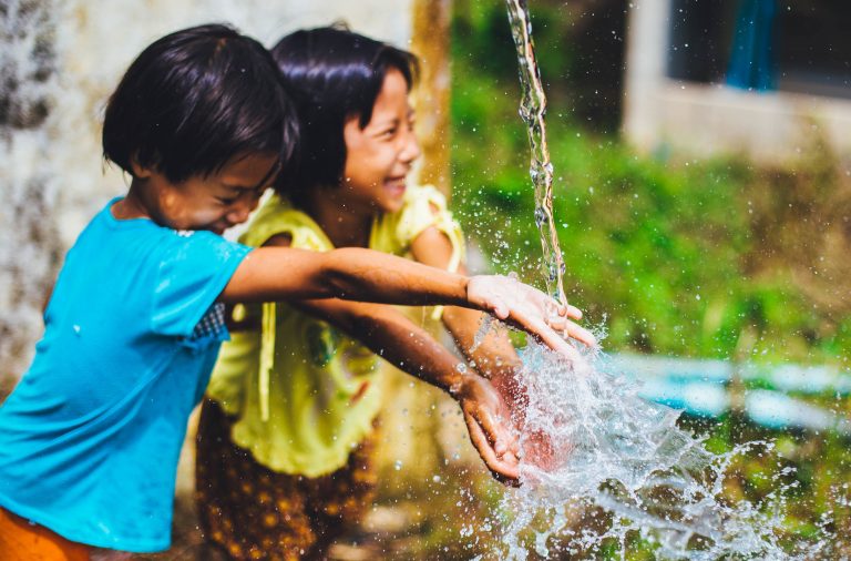 Para Jesus, quais são os seis principais direitos humanos?