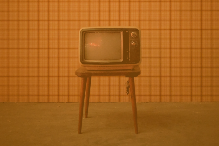 A comunicação e a pós-verdade [Marcelo Barros]