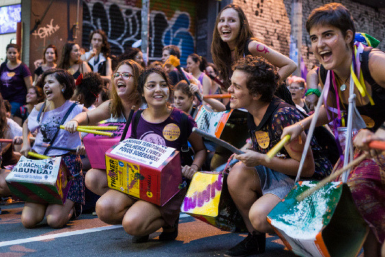 Feminicídio: Em briga de marido e mulher, por favor, metam a colher