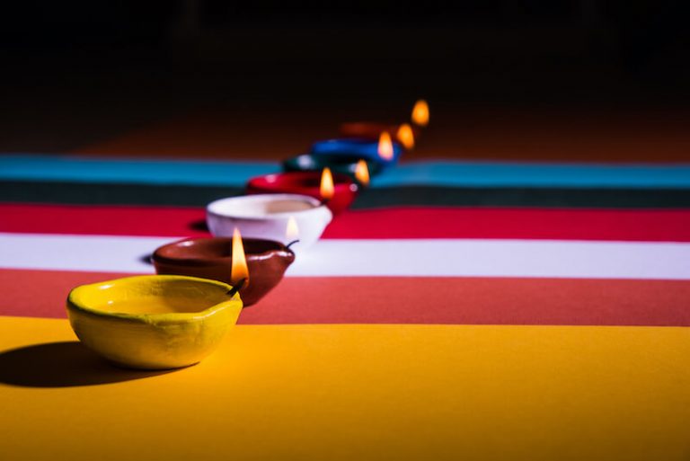 Reflexão do Evangelho: O azeite da vida que se consome iluminando