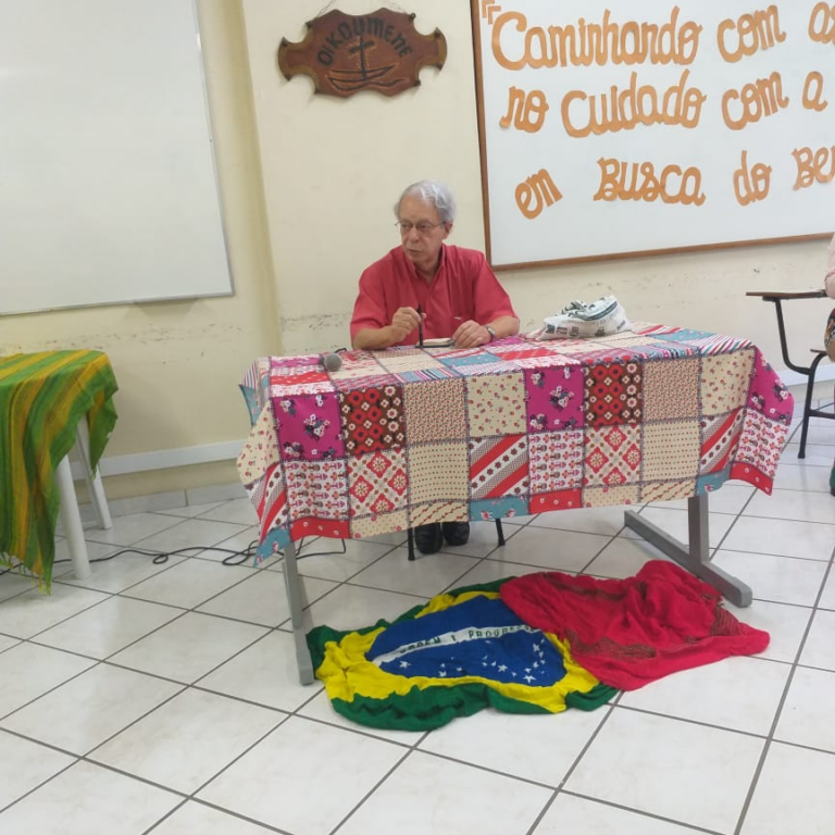 Roda de Conversa com Frei Betto na Sala do CEBI-ES