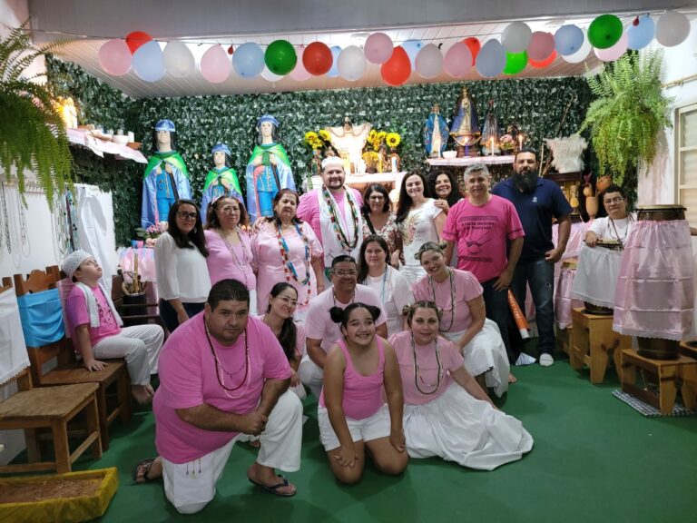 UBUNTU “Sou o que sou pelo que nós somos”