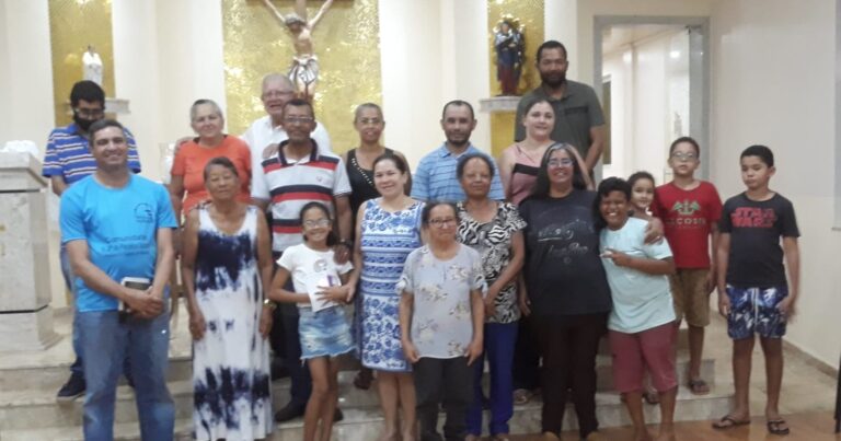 Formações bíblicas com comunidades católicas da Paróquia Santo Eugênio Mazenod, Goiás