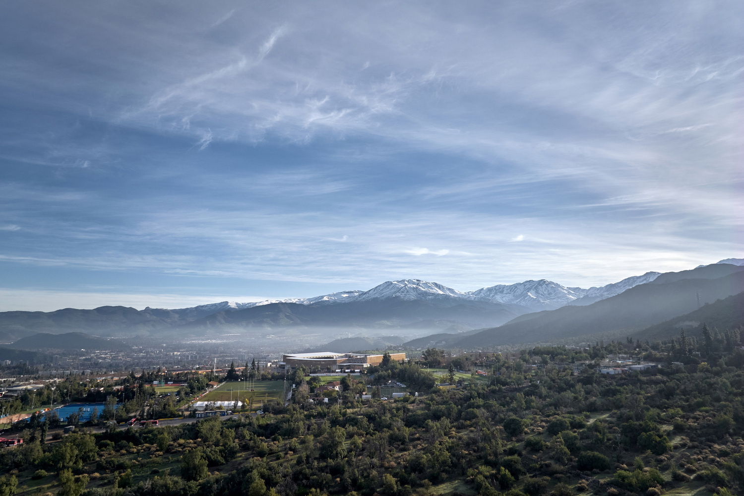 Proyecto-de-modernizacion-del-estadio-de-universidad-catolica-idom 3