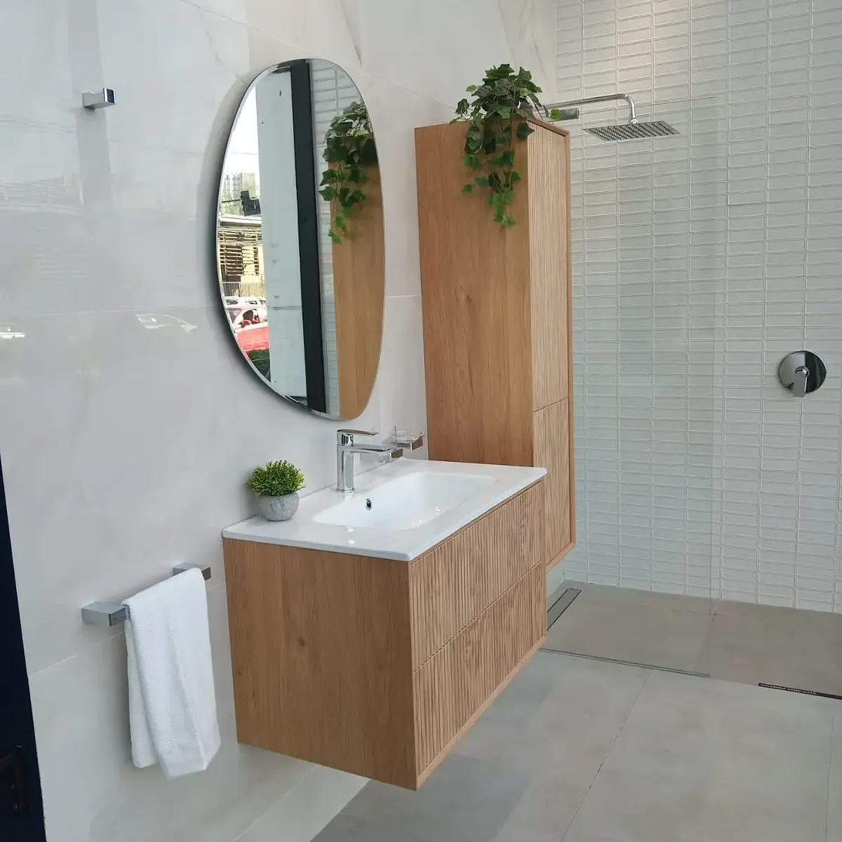 Mueble Suspendido Slot Acanalado Natural 101 cm Incluye Lavamanos