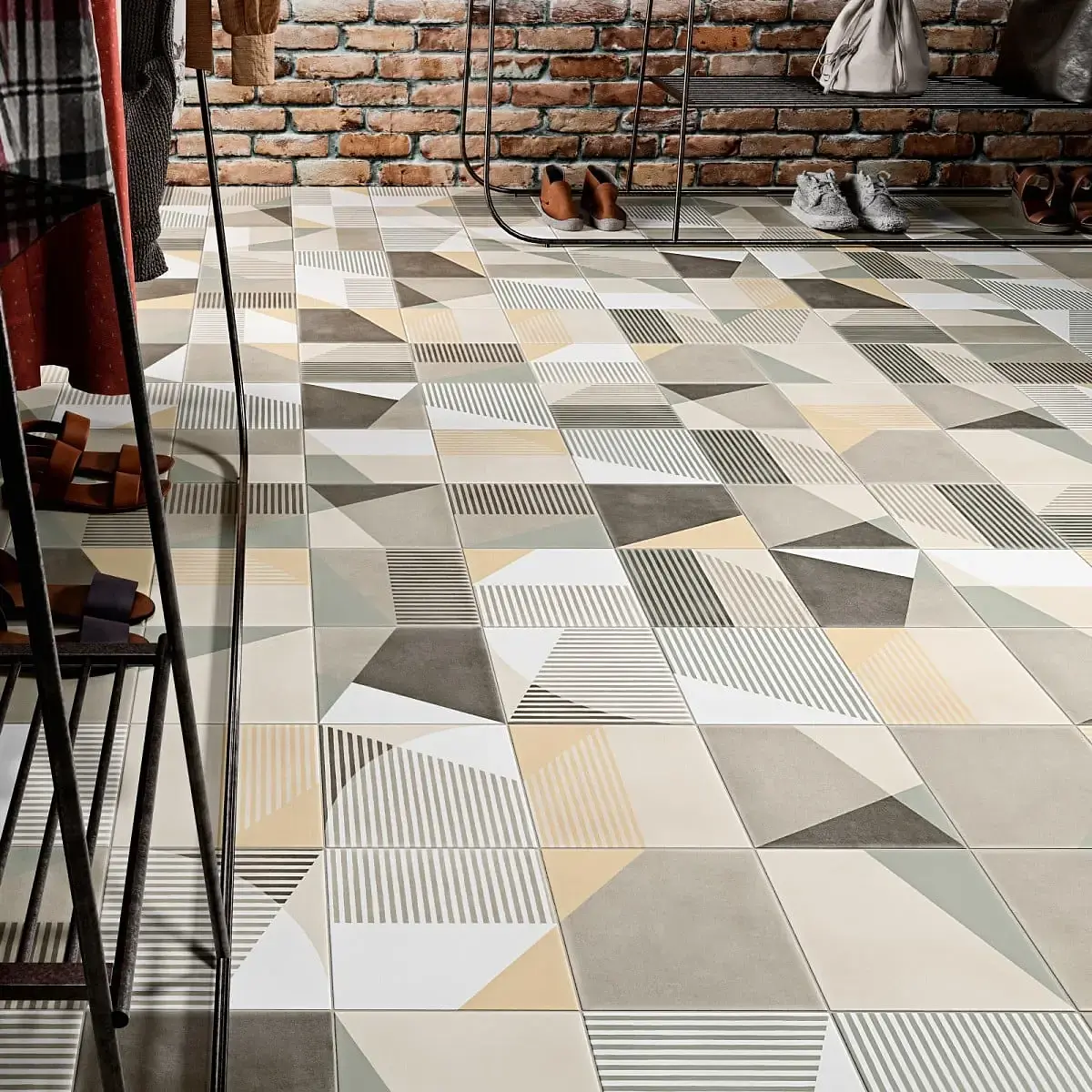 Porcelanato Esmaltado Raval Mix Taupe Mate 20x20