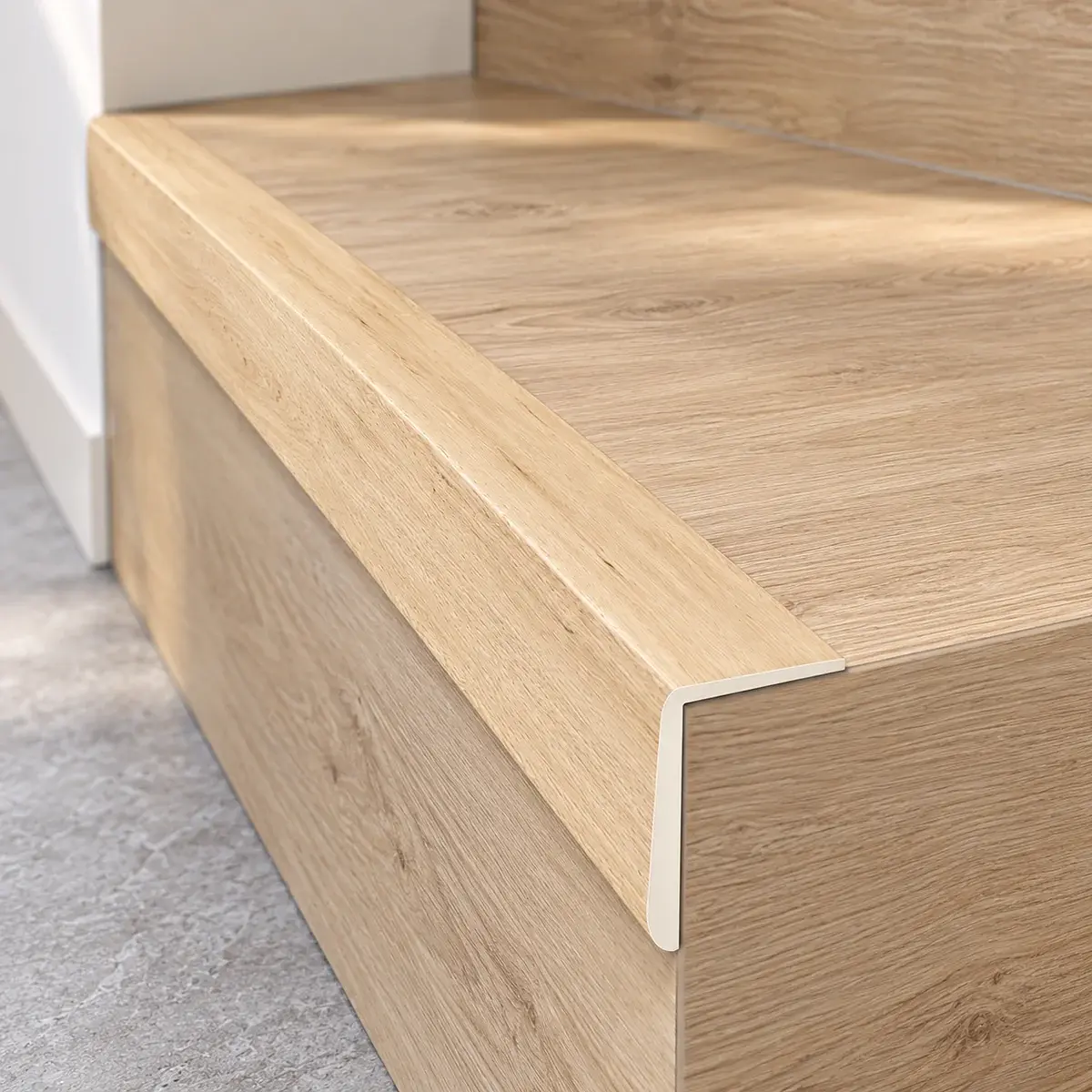Frente de Escala Recto SPC Nottingham Honey 2400x82x35mm