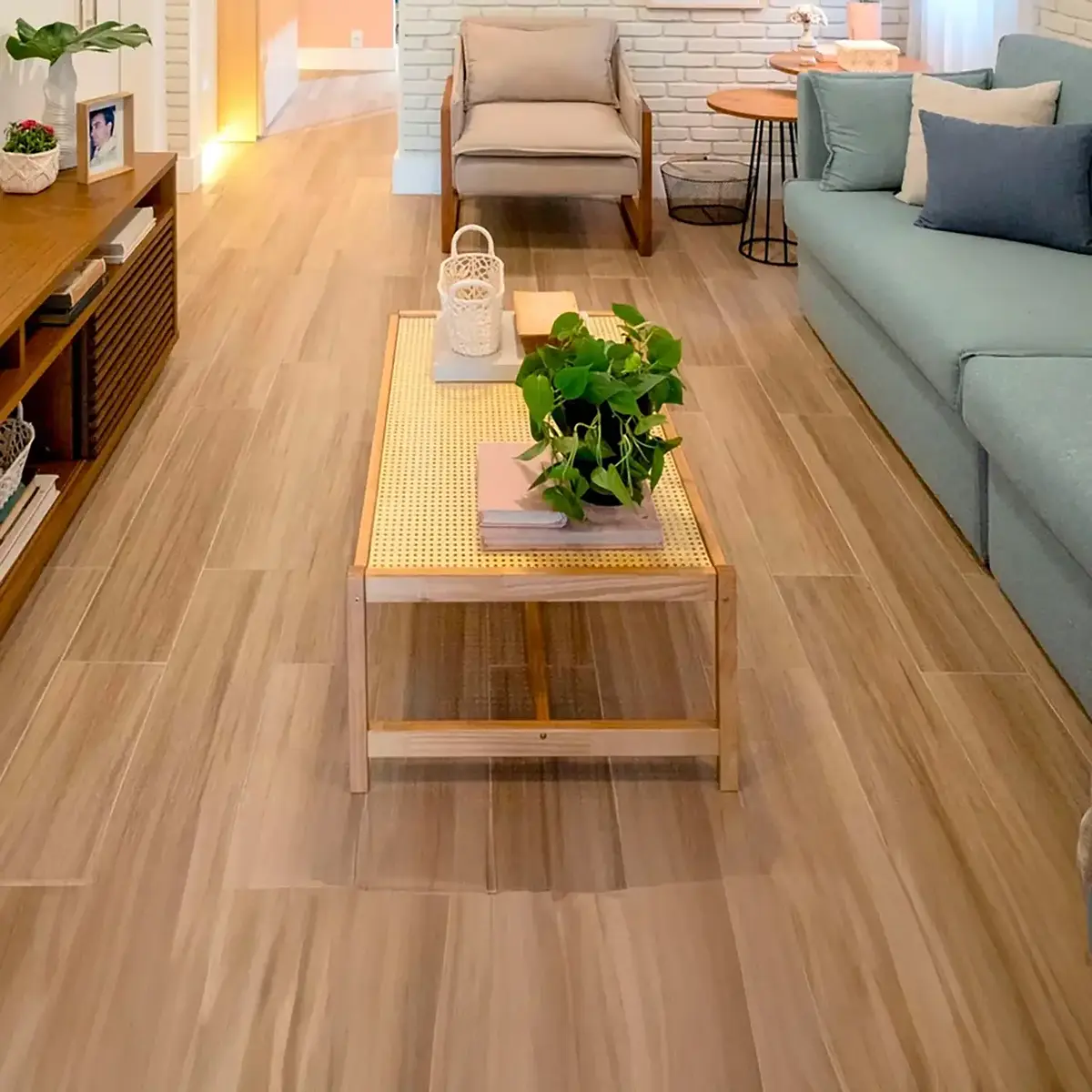 Porcelanato Esmaltado Savana Canela Mate 19x90