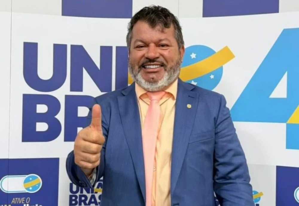 Procuradoria eleitoral barra candidatura de Carlos Bernardo a deputado federal