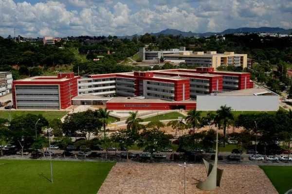 Universidade Federal de Minas Gerais é selecionada pela Global Youth Organization para sediar programa internacional de simulações e debates globais
