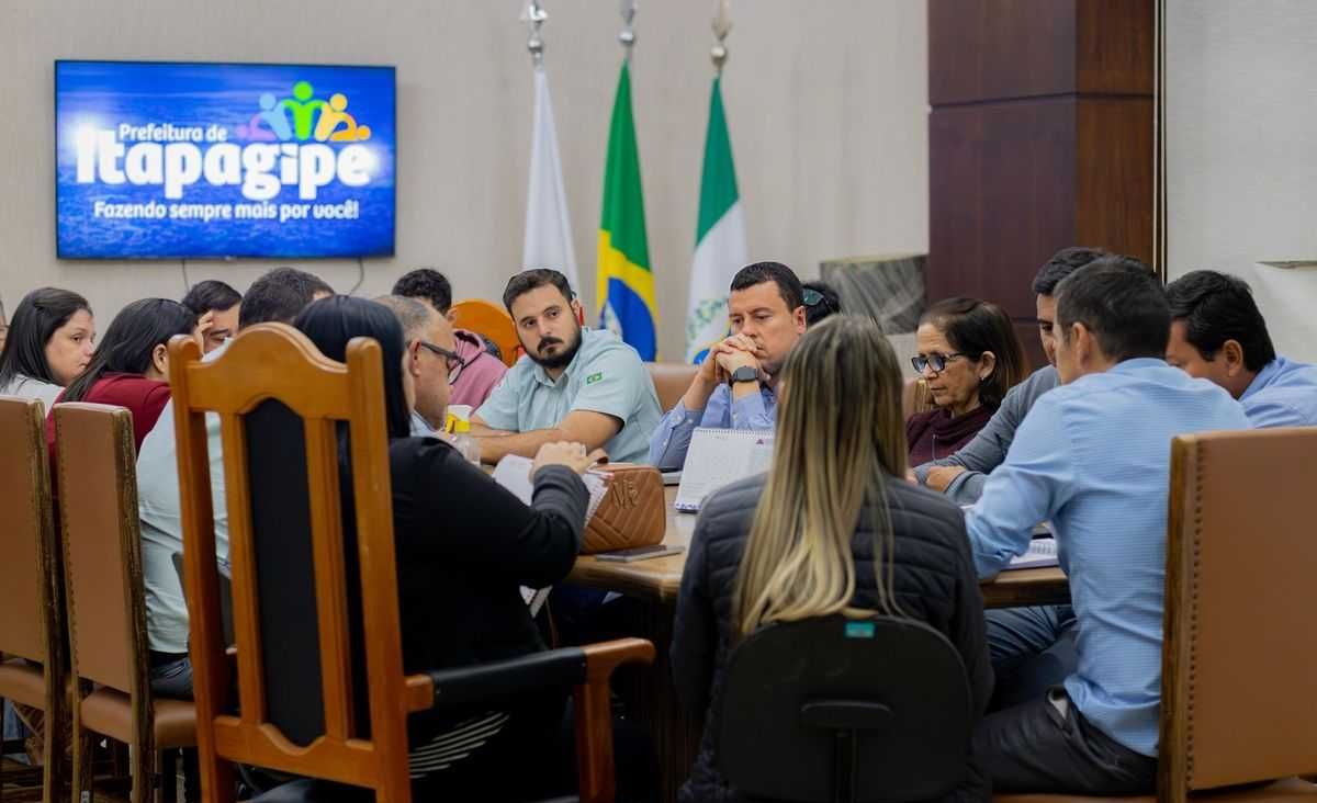 Prefeitura de Itapagipe lança programa “Nova Itapagipe” e anuncia mais de R$ 125 milhões em investimentos para 2025