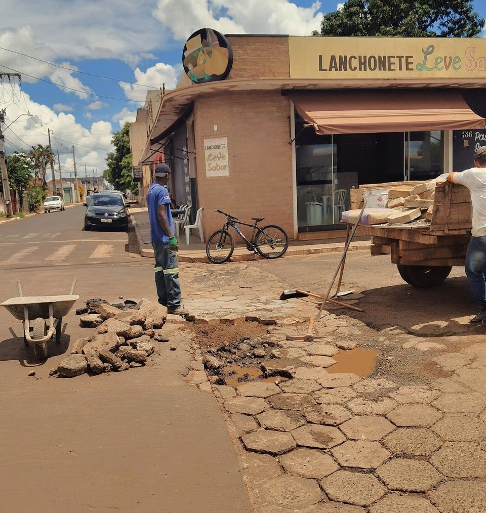 Seguimos com as manutenções diárias em toda a cidade em Conceição das Alagoas