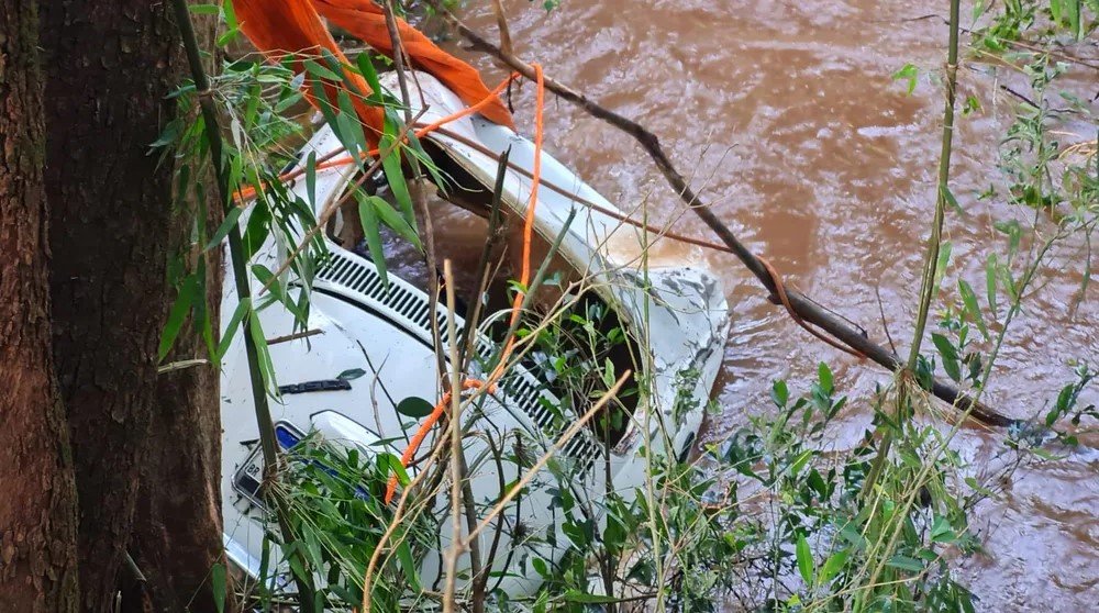Família ibirubense morre de forma trágica depois de cair no rio e ter o carro arrastado pela correnteza em Coqueiros do Sul