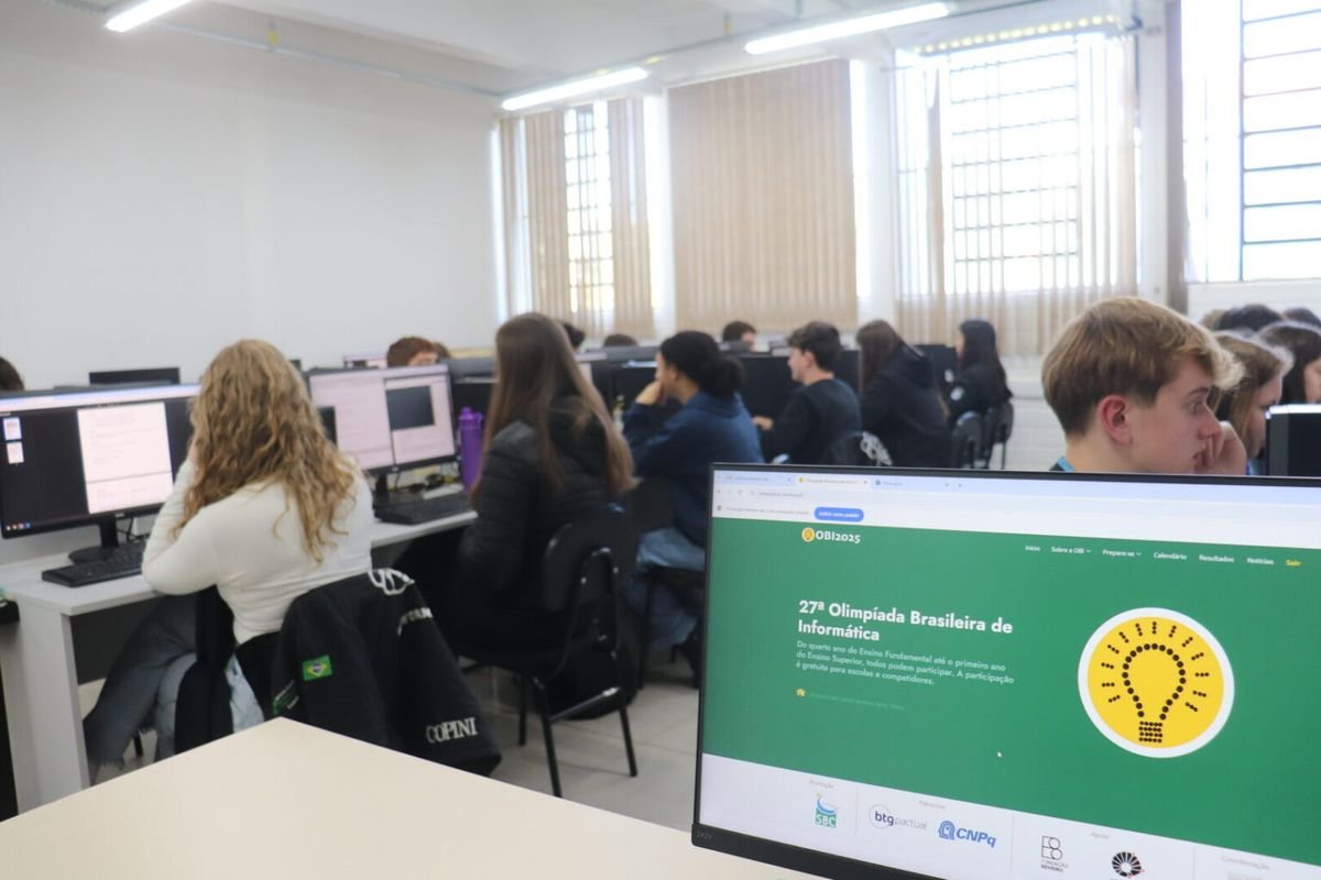 Alunos do Campus IFRS Ibirubá se classificam para a fase estadual da OBI 2025