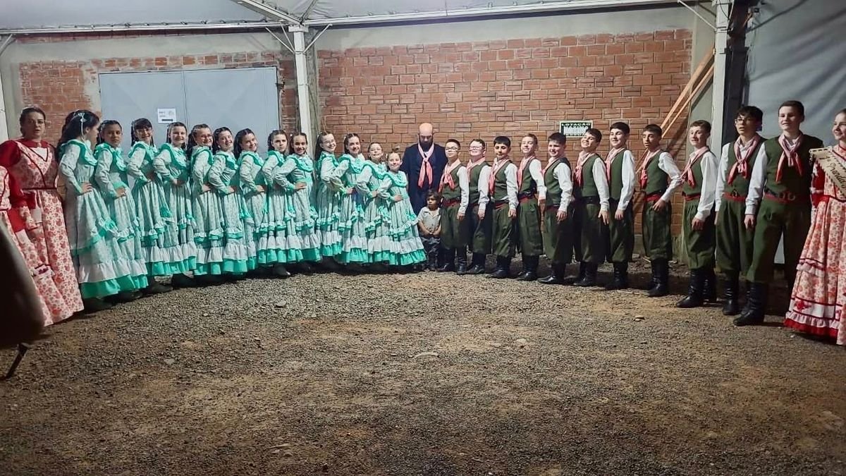 Rancho dos Tropeiros conquista título regional inédito com invernada mirim