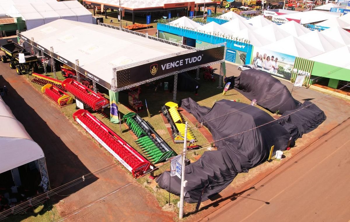 Vence Tudo impressiona com gigante de 28 metros