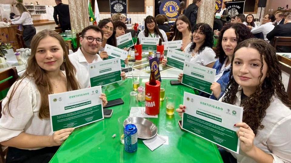 LEO Clube fortalece jovens e amplia ações solidárias em Ibirubá