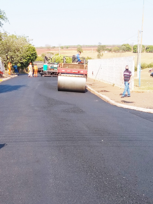 Prefeitura realiza obras de recapeamento asfáltico em diversas vias em Pontalinda